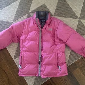 Pink the north face puffer coat youth large, fits women xs very warm
